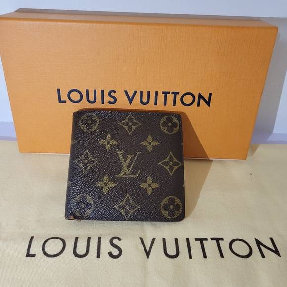 Louis Vuitton Monogram Portefeuille Marco Bifold Wallet - Picture 2 of 10